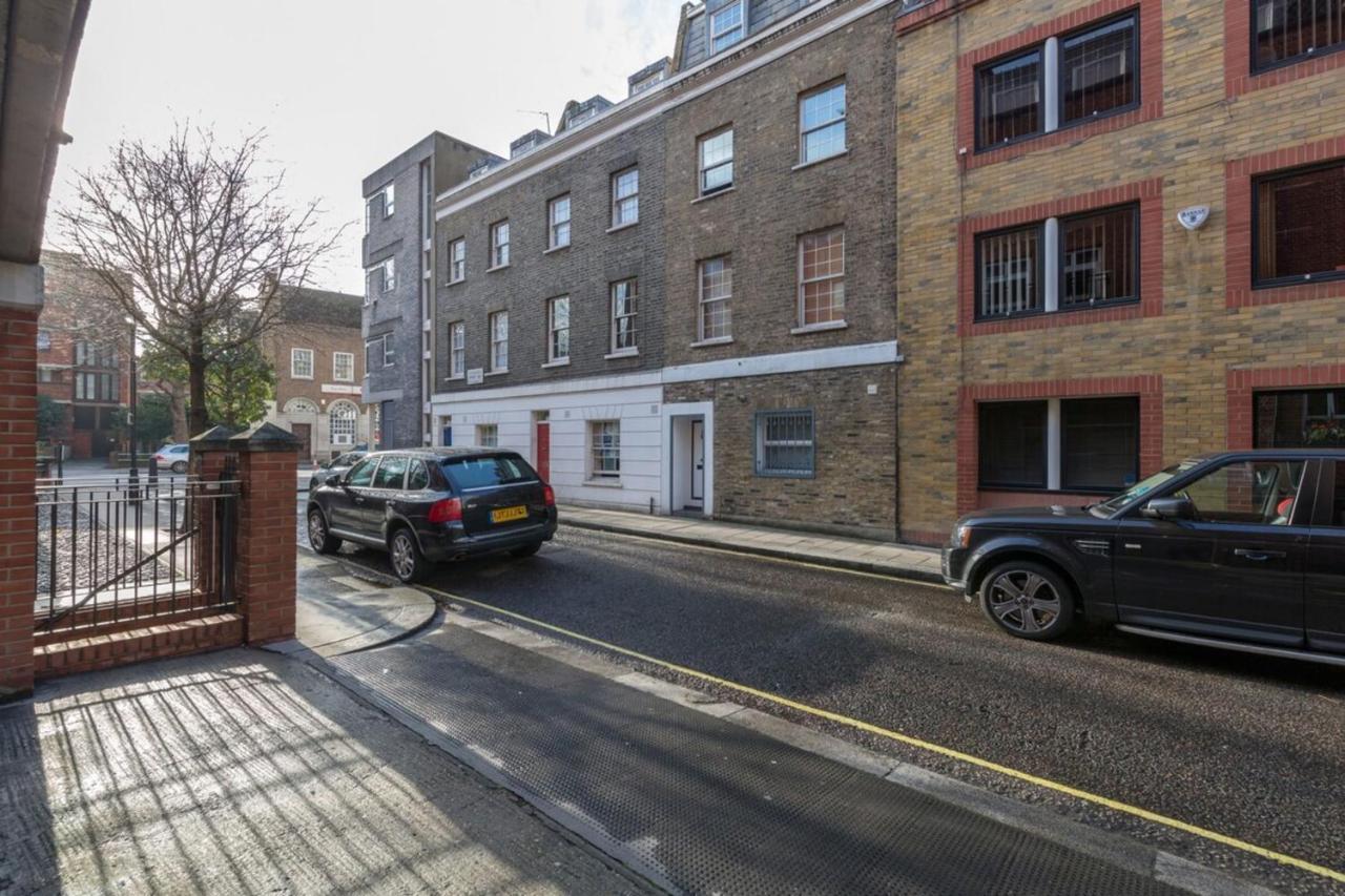 Beautiful 1 Bedroom Apartment In Victoria London Exterior foto