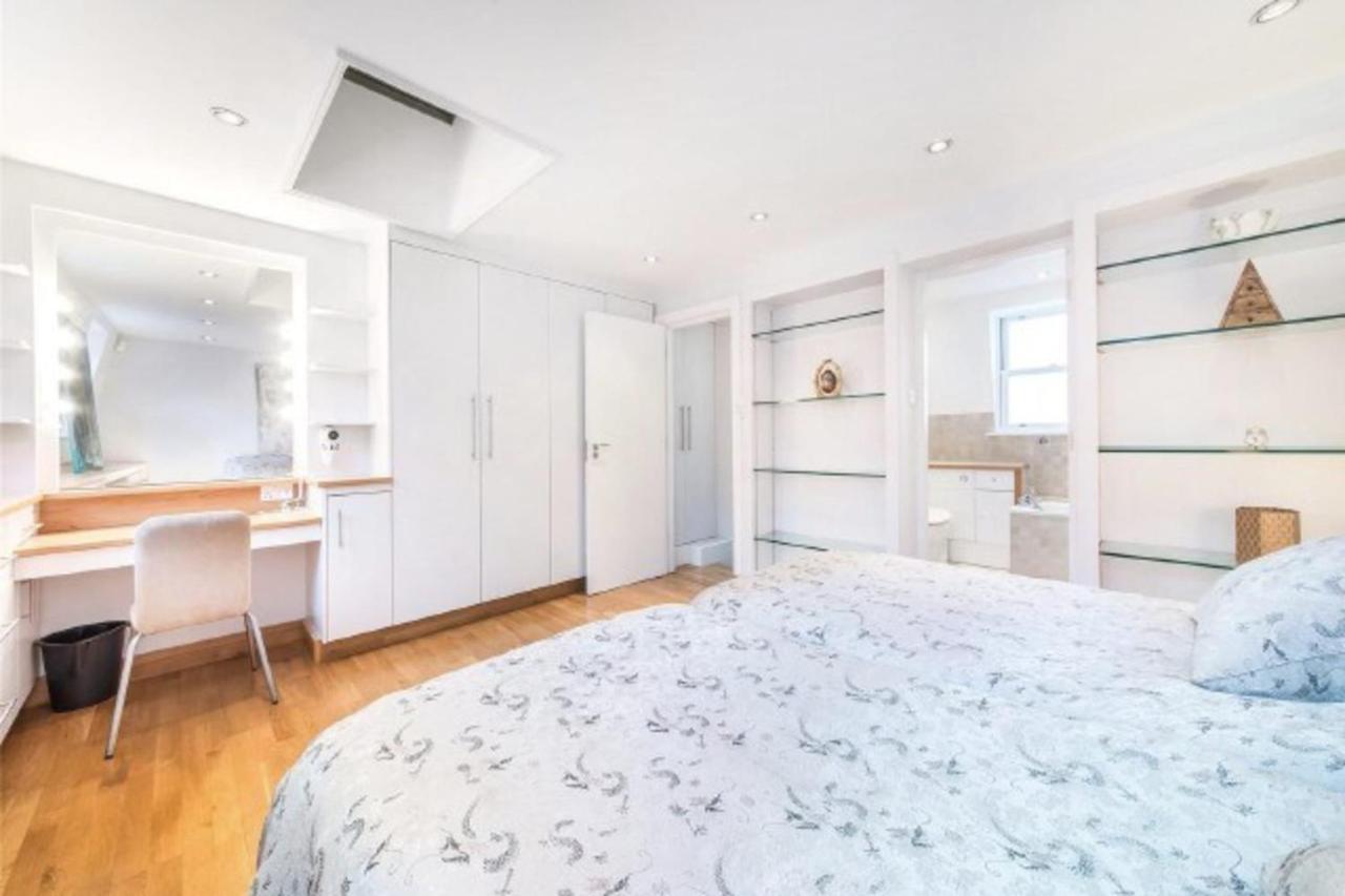 Beautiful 1 Bedroom Apartment In Victoria London Exterior foto