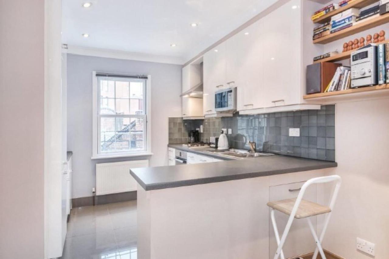 Beautiful 1 Bedroom Apartment In Victoria London Exterior foto